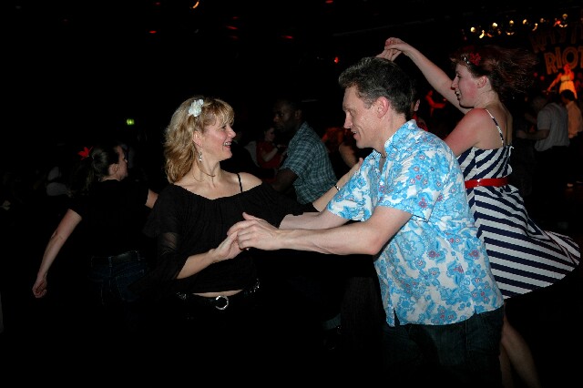 min 2007 11 23 riot 469